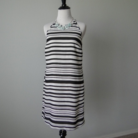 Banana Republic Dresses & Skirts - Banana Republic Black and White Striped Dress